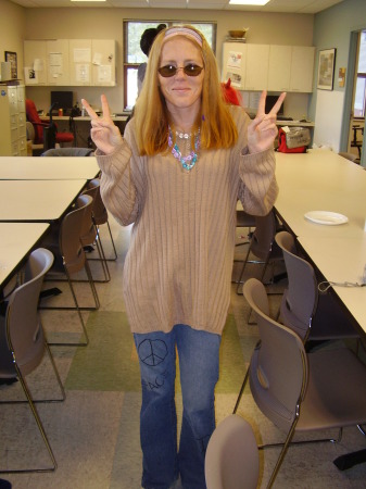 Julie Hudson Photo 25