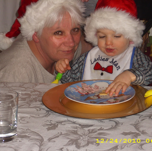 Amy Bergeron Photo 17