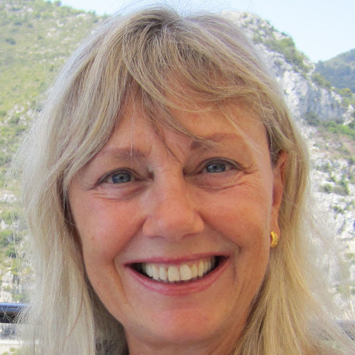 Jeanne Oliver Photo 15