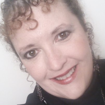 Danielle Foster Photo 13