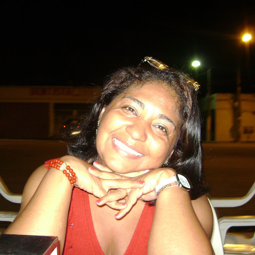Helen Silva Photo 19