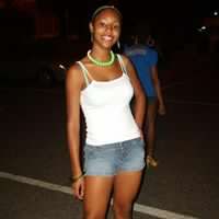 Alyssa Cameron Photo 7