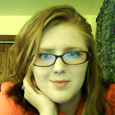 Nicole Atkinson Photo 16