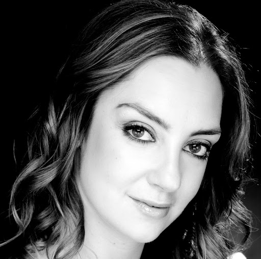 Carrie Greene Photo 17