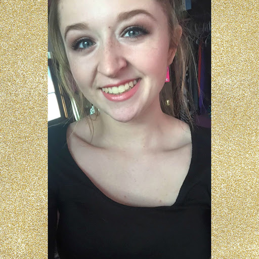 Samantha Moore Photo 18