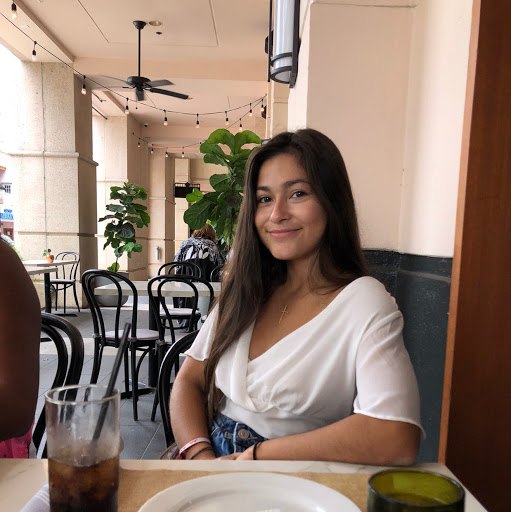 Rebecca Vera Photo 31
