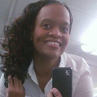 Robin Lyles Photo 24