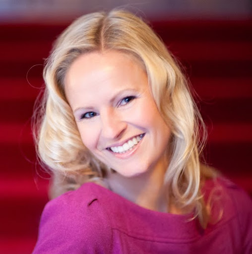 Sarah Kingsbury Photo 26