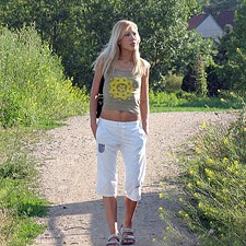 Pauline Cox Photo 34