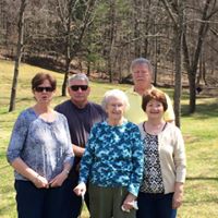 Karen Mobley Photo 26