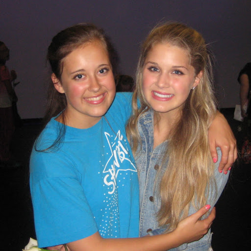 Annie Lowe Photo 10