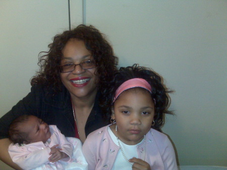 Tracy Mitchell Photo 37