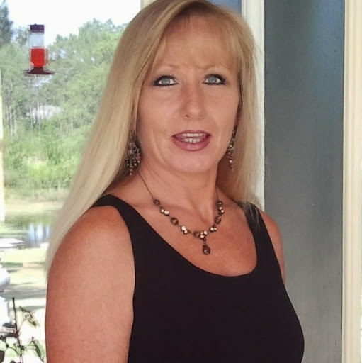 Susan Brewer Photo 37