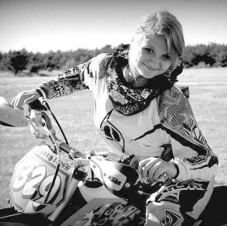 Susan Voss Photo 38
