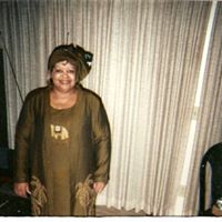 Gloria Harris Photo 41