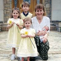 Michele Crandall Photo 4