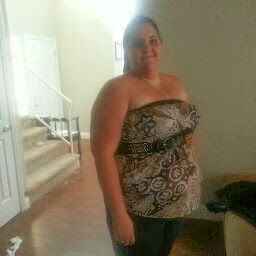 Courtney Sharp Photo 29