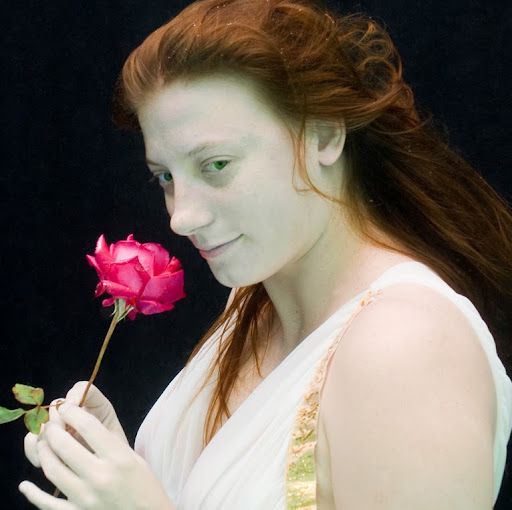 Leigh Weber Photo 27