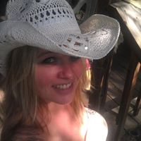 Dawn Larson Photo 22
