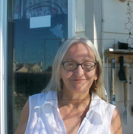 Catherine Winters Photo 17