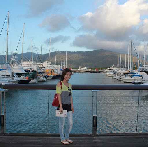 Angela Yeung Photo 5