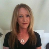 Julie Webber Photo 11