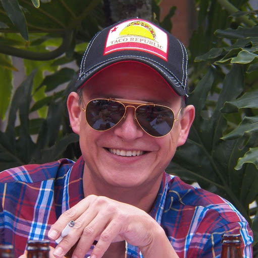 Ernesto Quintero Photo 7