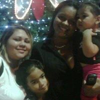 Erika Delvalle Photo 11