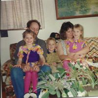 Robin Spradlin Photo 6