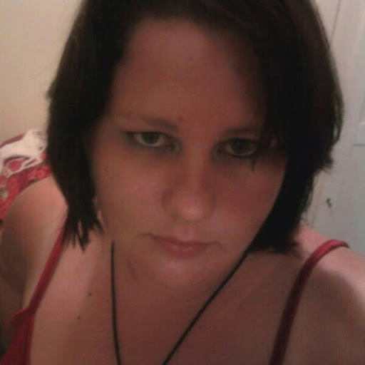 Kelly Milner Photo 15