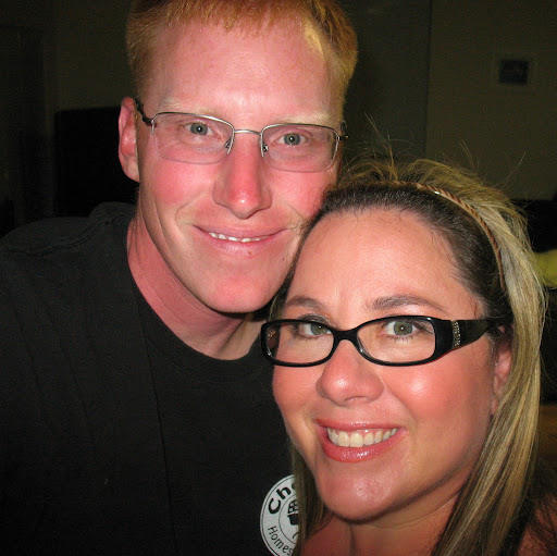 Amy Roberts Photo 10