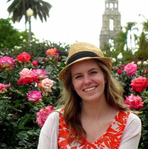 Rachel Foster Photo 32