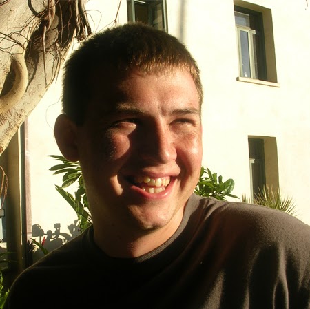 Daniel Crowder Photo 30