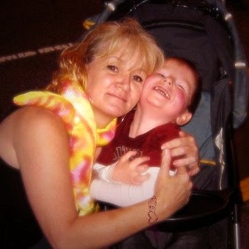 Donna Ward Photo 16