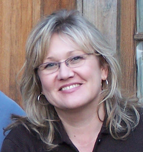 Joy Nicholson Photo 30
