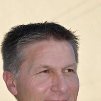 Richard Suter Photo 31