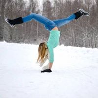 Victoria Nickel Photo 11