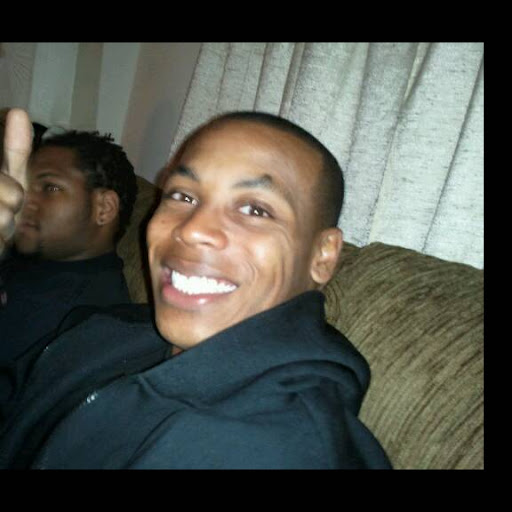 Clifford Thomas Photo 27