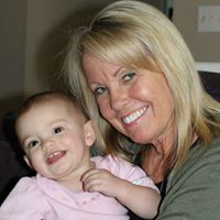 Laura Hays Photo 27