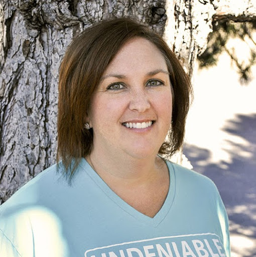 Denise Cummins Photo 7