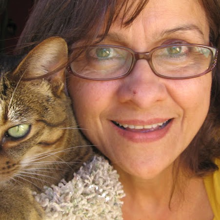 Elizabeth Varga Photo 36