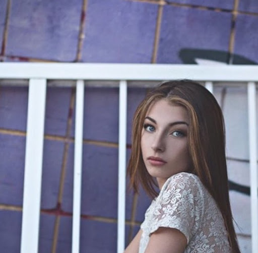 Brittney Anderson Photo 17