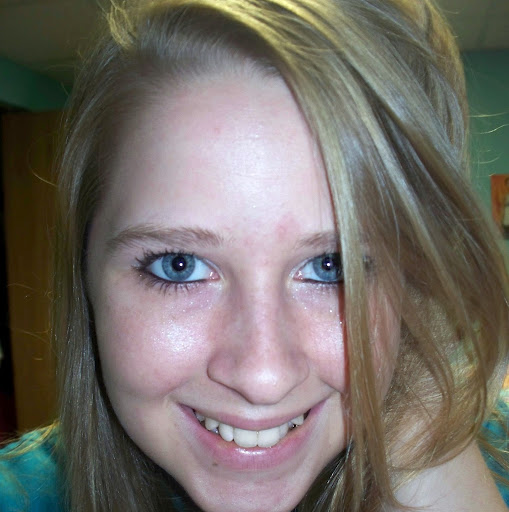 Allison Cook Photo 32