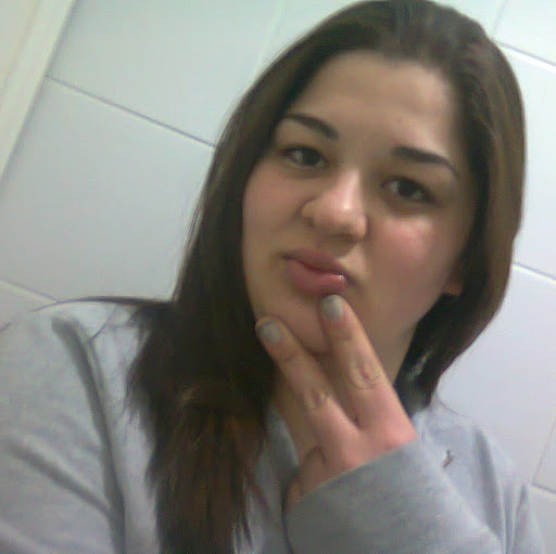 Roberta Dias Photo 21
