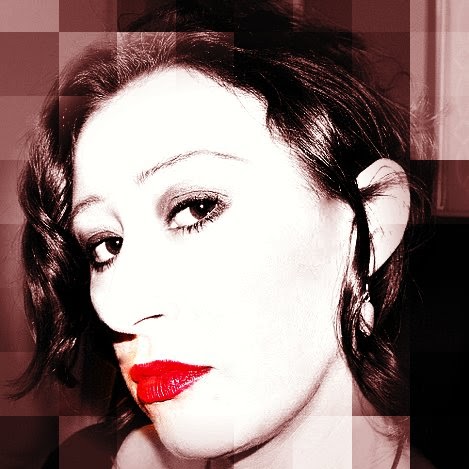 Stephanie Reynolds Photo 32