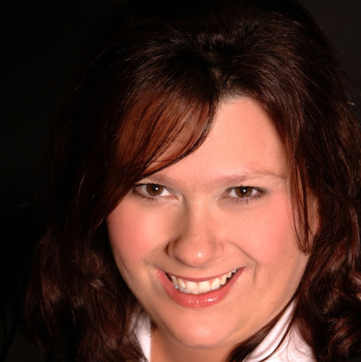 Julie Rupert Photo 16