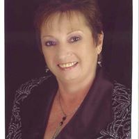 Janet Becker Photo 19