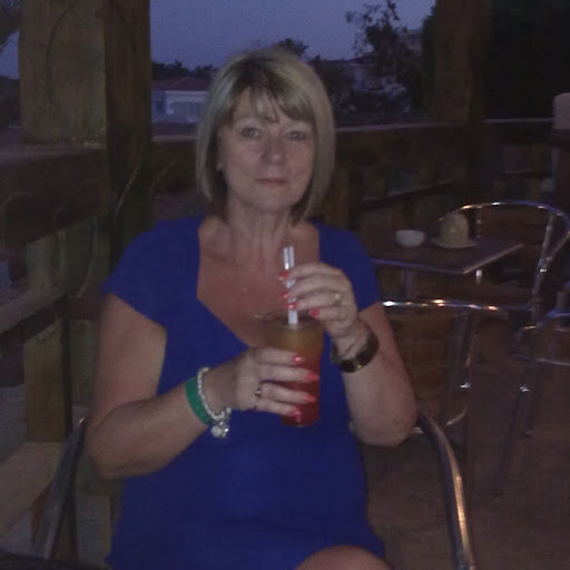 Margaret Hughes Photo 8