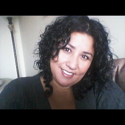 Samantha Salazar Photo 17