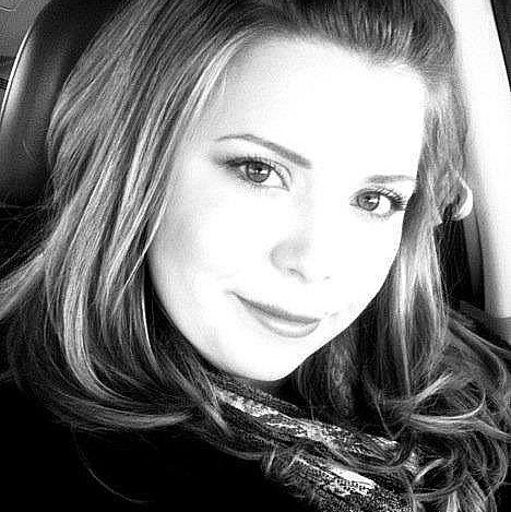Rebecca Fleming Photo 42